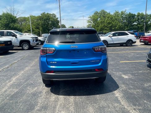 Used 2023 Jeep Compass Limited AWD/4WD image 7