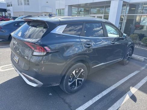 Certified 2024 Kia Sportage EX image 7
