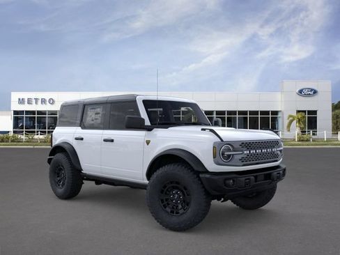 New 2026 Ford Bronco Badlands w/ Sasquatch Package AWD/4WD image 7