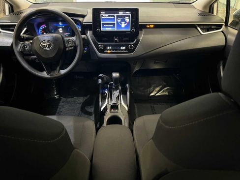 Certified 2022 Toyota Corolla LE image 10