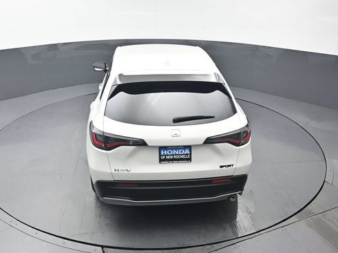 Certified 2024 Honda HR-V Sport image 38
