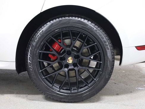 Used 2018 Porsche Macan GTS image 39