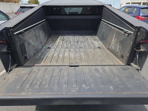 Used 2024 Tesla Cybertruck AWD Crew Cab image 8
