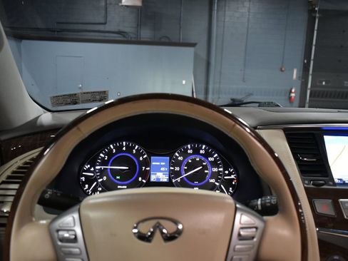 Used 2016 INFINITI QX80 Luxe w/ 22" Wheel Package image 28