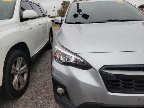 Used 2019 Subaru Crosstrek 2.0i Premium w/ Moonroof Package image 6