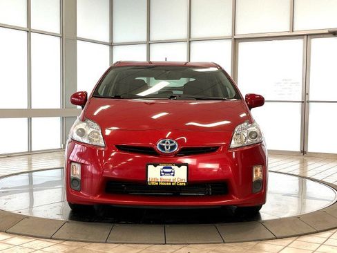 Used 2011 Toyota Prius Five image 2