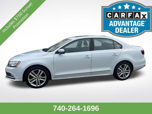 Used 2017 Volkswagen Jetta SEL Premium FWD image 1