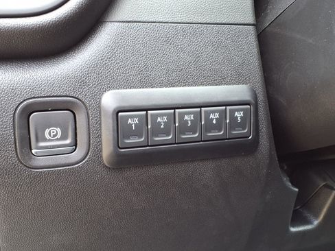 New 2026 Chevrolet Silverado 3500 W/T AWD/4WD image 15