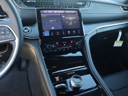 New 2025 Jeep Grand Cherokee Limited image 5