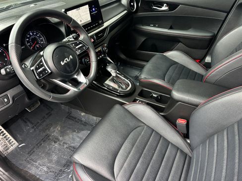 Used 2023 Kia Forte GT w/ GT2 Package image 9
