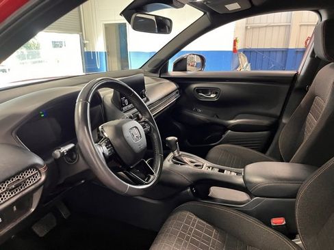 Used 2024 Honda HR-V Sport image 23