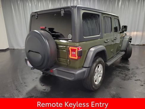 Used 2022 Jeep Wrangler Unlimited Sport AWD/4WD image 8
