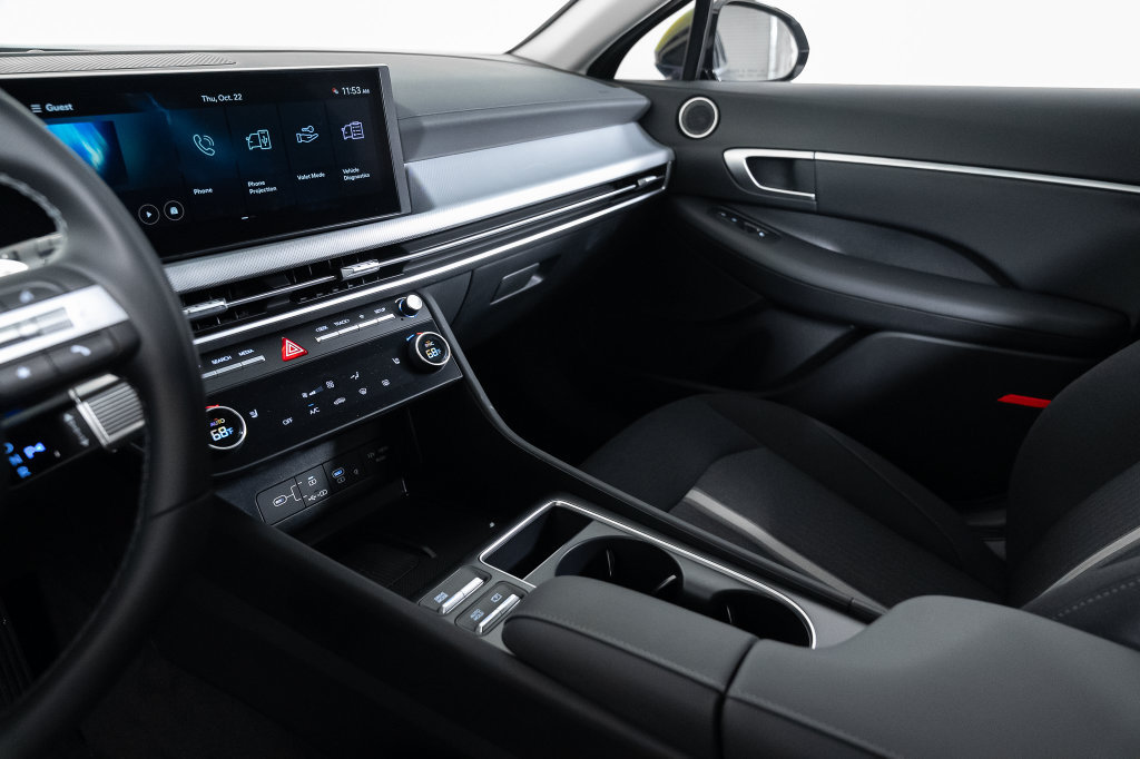 New 2026 Hyundai Sonata SEL FWD image 25