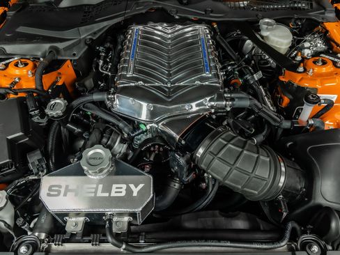 Used 2020 Ford Mustang GT Premium w/ GT Performance Package RWD image 3