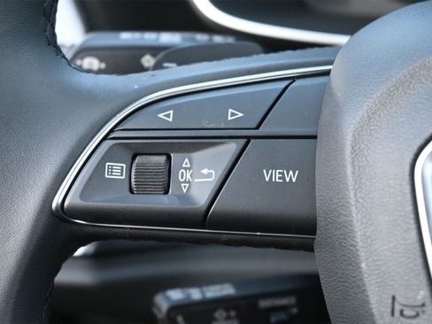 Certified 2025 Audi Q3 2.0T Premium Plus w/ Premium Plus Package image 6