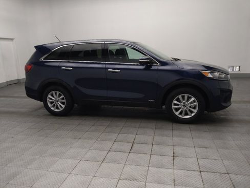 Used 2019 Kia Sorento AWD image 11