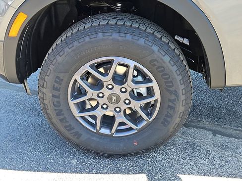New 2026 Ford Ranger XLT w/ Technology Package AWD/4WD image 17