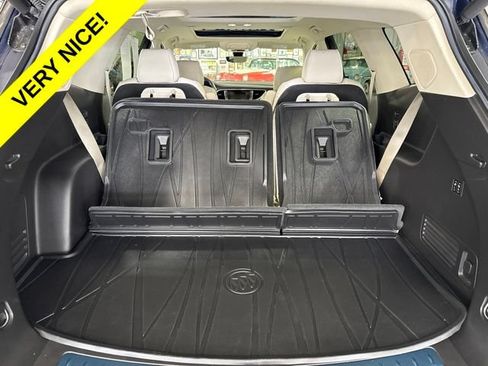 Used 2022 Buick Enclave Avenir w/ Avenir Technology Package AWD/4WD image 32