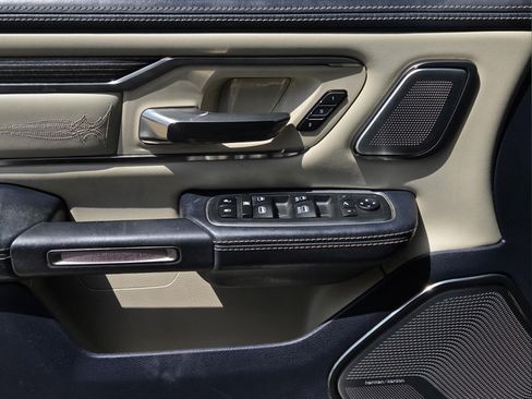 Used 2019 RAM 1500 Limited AWD/4WD image 21