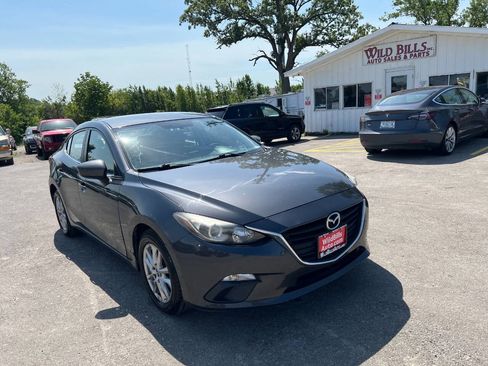 Used 2016 MAZDA MAZDA3 i Sport FWD image 3