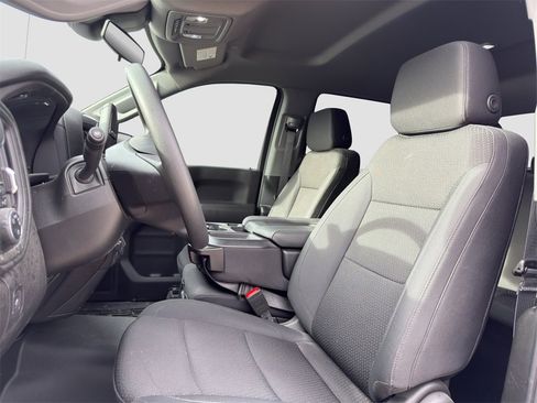 Used 2025 Chevrolet Silverado 1500 W/T w/ Z71 Off-Road Package image 6