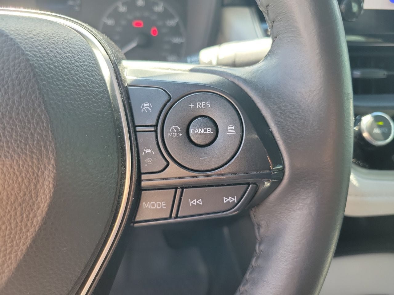 Used 2024 Toyota Corolla SE FWD image 20