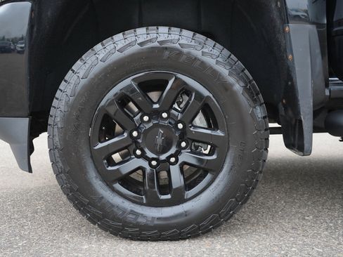 Used 2019 Chevrolet Silverado 2500 LTZ w/ Midnight Edition AWD/4WD image 31