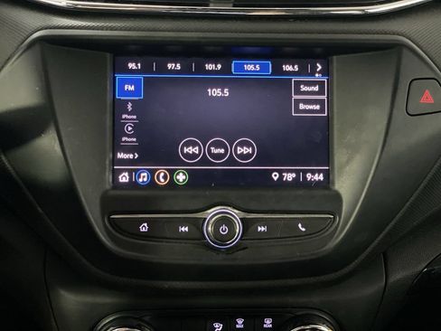 Used 2021 Chevrolet TrailBlazer LS FWD image 12