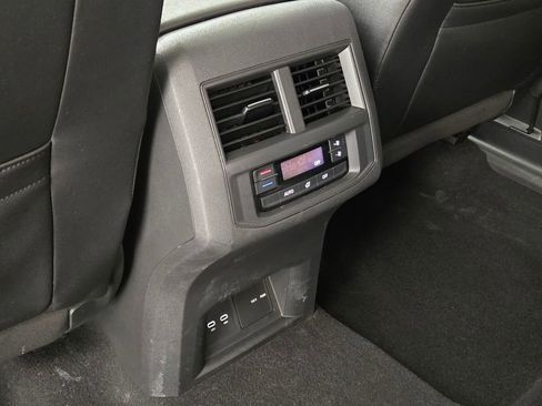 Used 2021 Volkswagen Atlas SEL AWD/4WD image 19