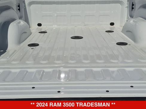 Used 2024 RAM 3500 Tradesman w/ Towing Technology Group AWD/4WD image 32