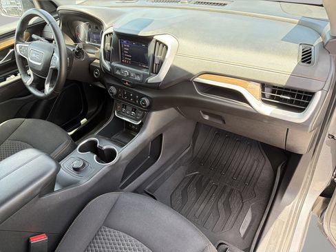 Used 2020 GMC Terrain SLE w/ Elevation Edition AWD/4WD image 11