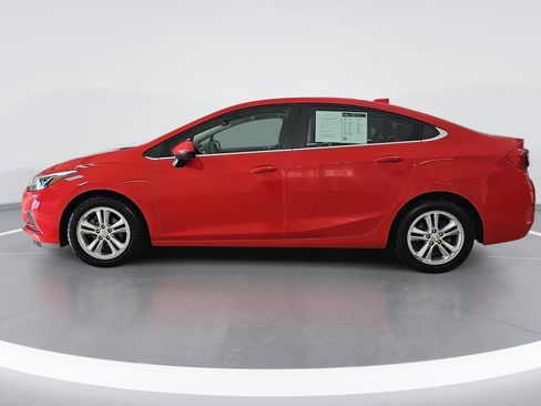 Used 2017 Chevrolet Cruze LT w/ Convenience Package FWD image 7