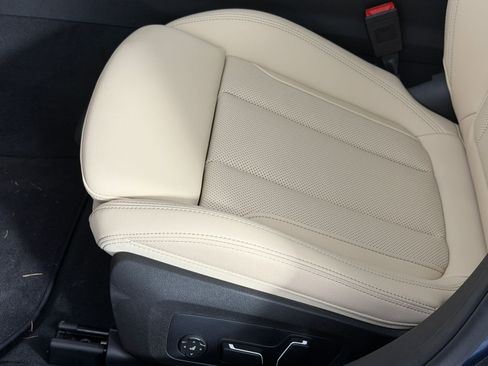 New 2026 BMW 330i Sedan w/ Convenience Package RWD image 13