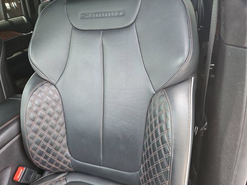 Used 2022 Jeep Grand Cherokee Summit AWD/4WD image 18