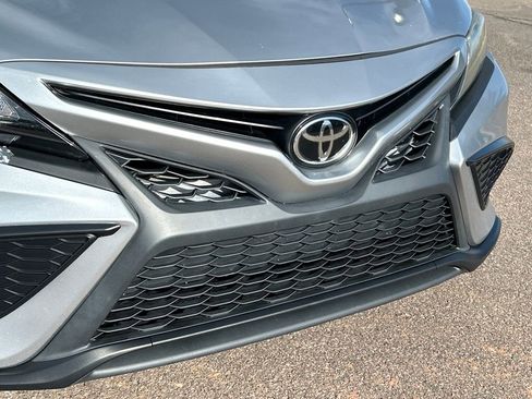 Used 2022 Toyota Camry SE image 22