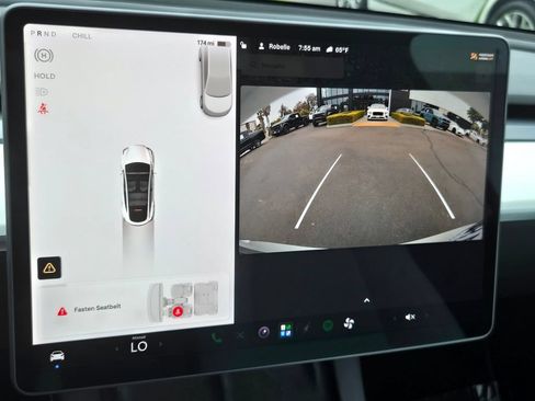 Used 2022 Tesla Model Y Performance AWD/4WD image 19
