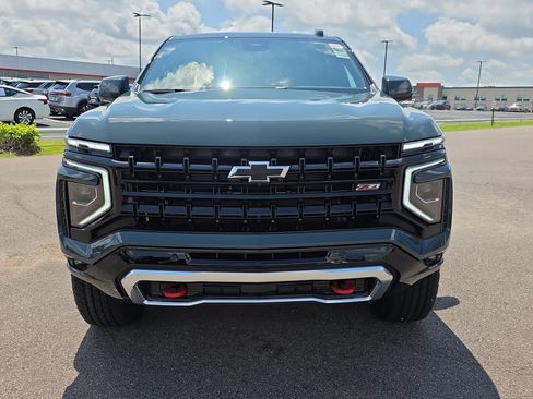 New 2026 Chevrolet Tahoe Z71 w/ Comfort Package AWD/4WD image 8