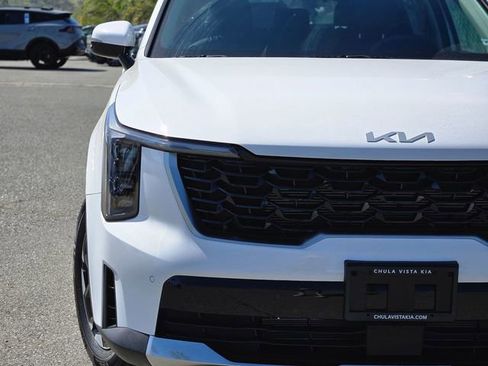 New 2026 Kia Sorento S FWD image 2