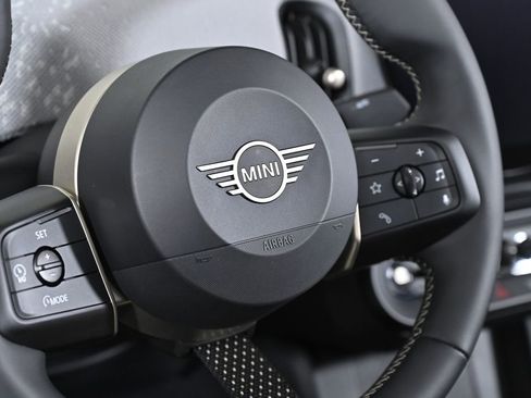 Certified 2025 MINI Cooper S image 16