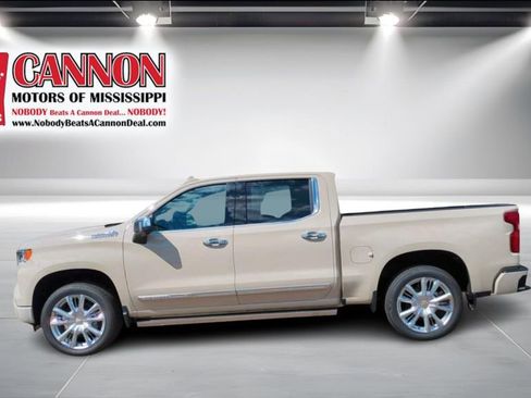 New 2026 Chevrolet Silverado 1500 High Country w/ Technology Package AWD/4WD image 2