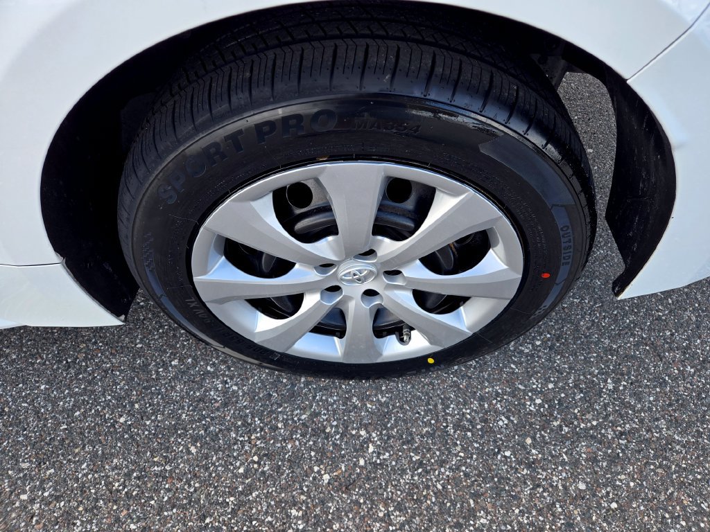 Used 2023 Toyota Corolla LE FWD image 12