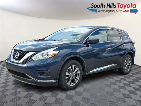 Used 2017 Nissan Murano S image 3