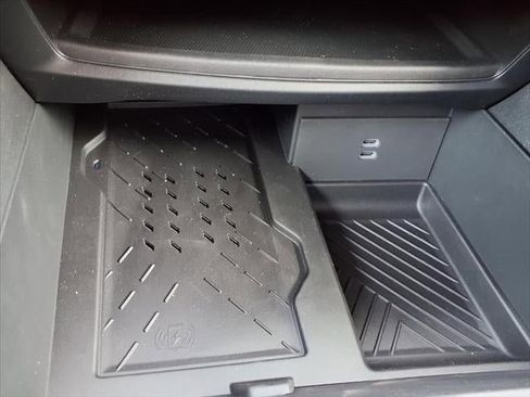 New 2026 Chrysler Pacifica Limited w/ S Appearance Package image 38