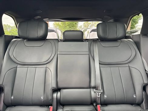 Used 2025 Land Rover Range Rover Sport Dynamic SE AWD/4WD image 19