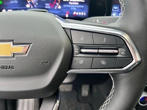 Used 2024 Chevrolet Traverse RS AWD/4WD image 30