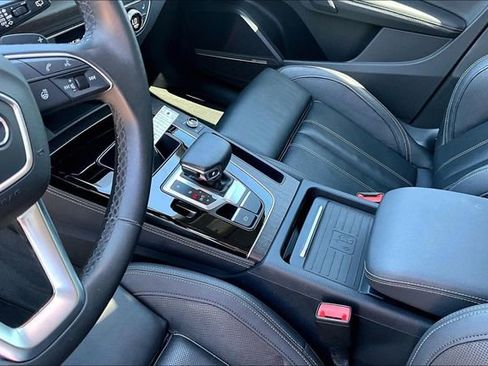 Used 2023 Audi Q5 2.0T Prestige w/ Prestige Package AWD/4WD image 14