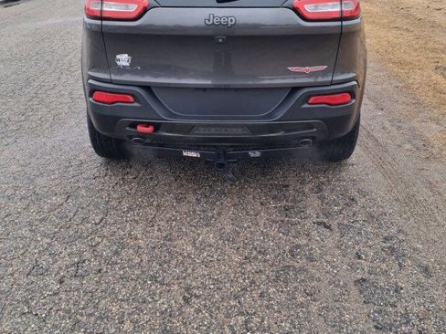 Used 2014 Jeep Cherokee Trailhawk w/ Comfort/Convenience Group image 4