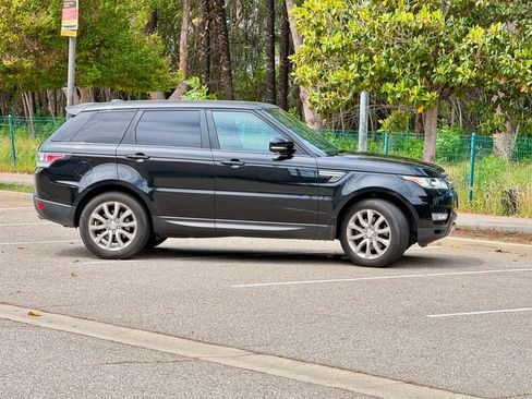 Used 2014 Land Rover Range Rover Sport HSE image 7