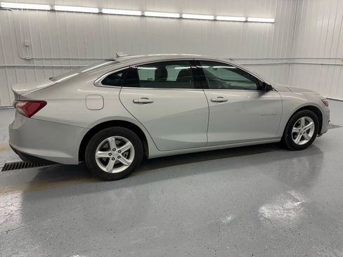 Used 2022 Chevrolet Malibu LT FWD image 8