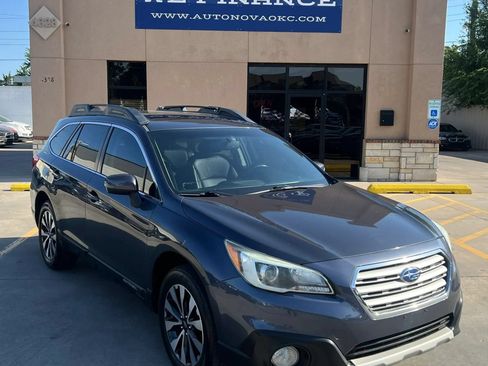 Used 2015 Subaru Outback 2.5i Limited AWD/4WD image 2